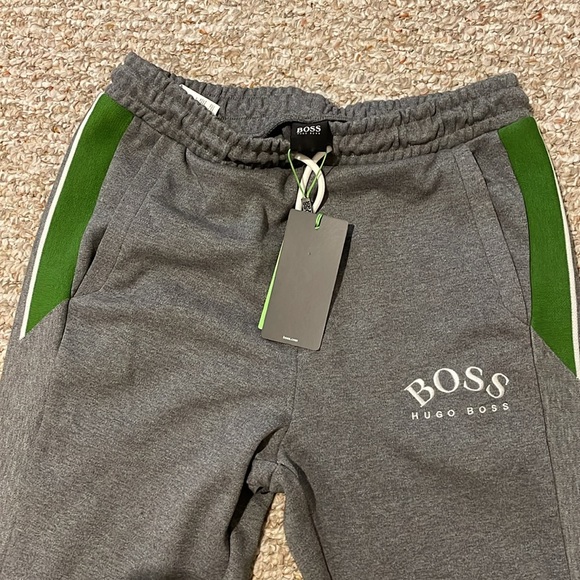 Hugo Boss NWT Grey Mens Sweatpants Size Small - Picture 4 of 6